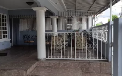 Se vende casa de 3 recámaras ubicada en don Bosco Panamá 