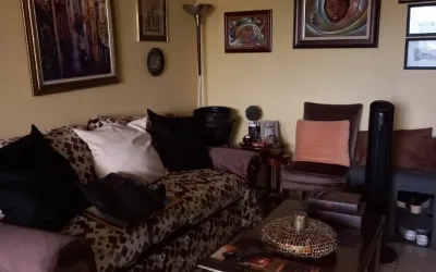 Se vende Apartamento de 2 recámaras, ubicado en la Locería