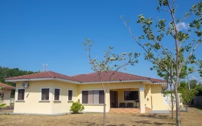 En venta Casa de 2 recámaras y 2 baños ubicada en Penonomé, 2500 metros de terreno