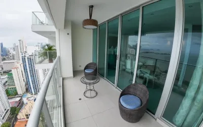 Venta de Apartamento Amoblado en Le Mare - Piso 40, 2 Habitaciones, 2 Baños 