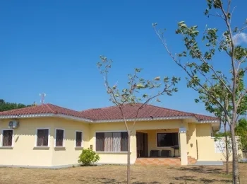 En venta Casa de 2 recámaras y 2 baños ubicada en Penonomé, 2500 metros de terreno