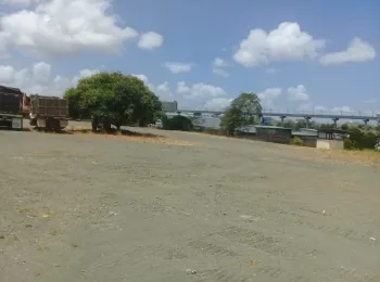 Se vende terreno ubicado en Av. Domingo Díaz, San Miguelito, cerca de la estación del metro