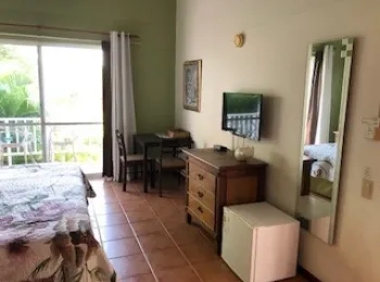 Venta Casa de Dos Plantas, 3 recamaras, ubicada en Decameron, Río Hato, Coclé
