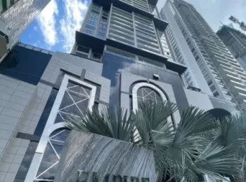 Apartamento en Venta en PH Empire Residences, Santa María 3 recámaras